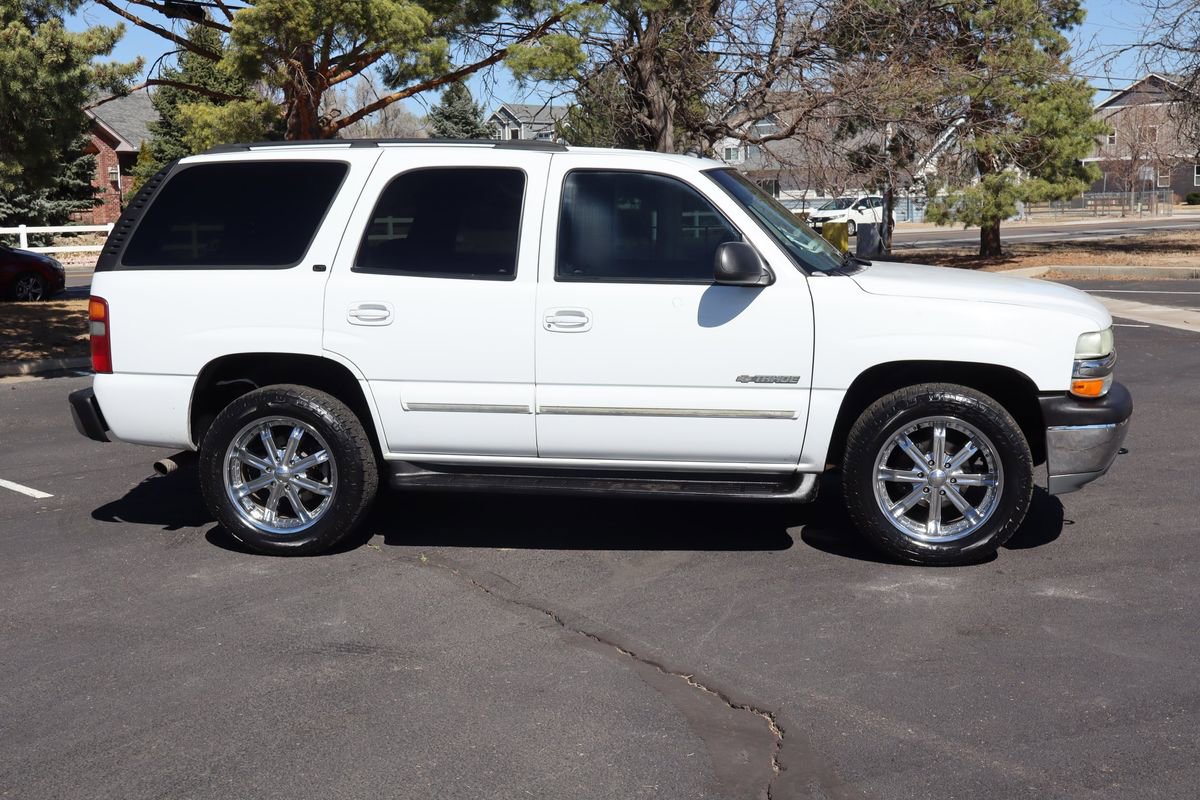 Used 2003 Chevrolet Tahoe LT image 3