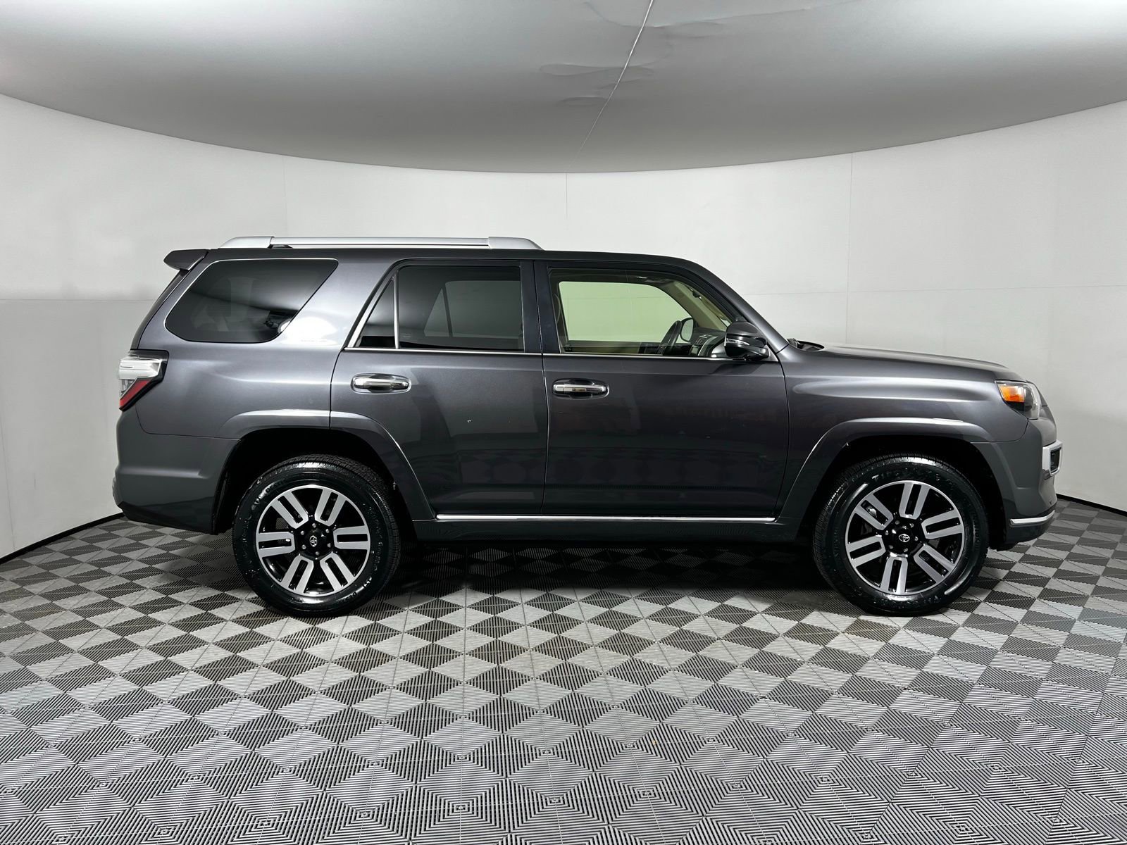 Certified 2023 Toyota 4Runner Limited image 4