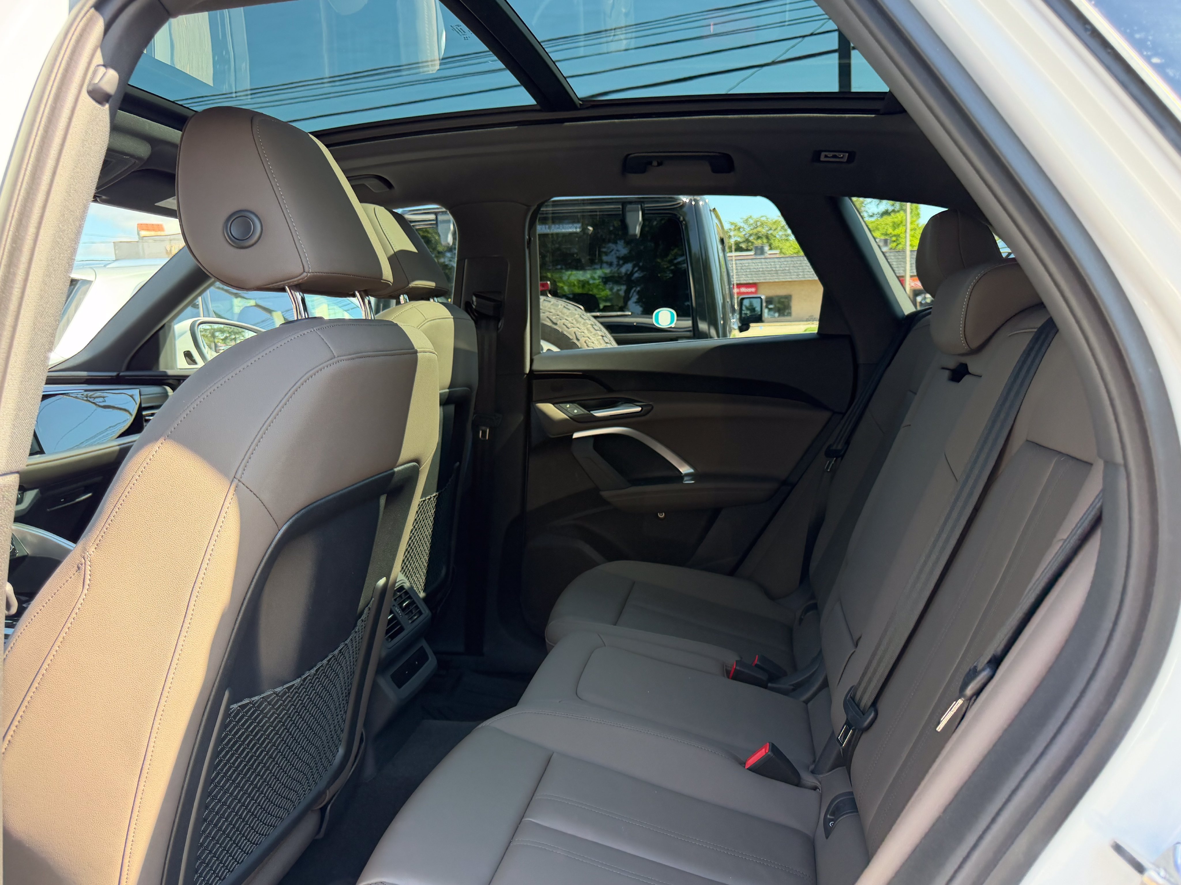 Used 2025 Audi Q5 Premium w/ Convenience Package AWD/4WD image 29