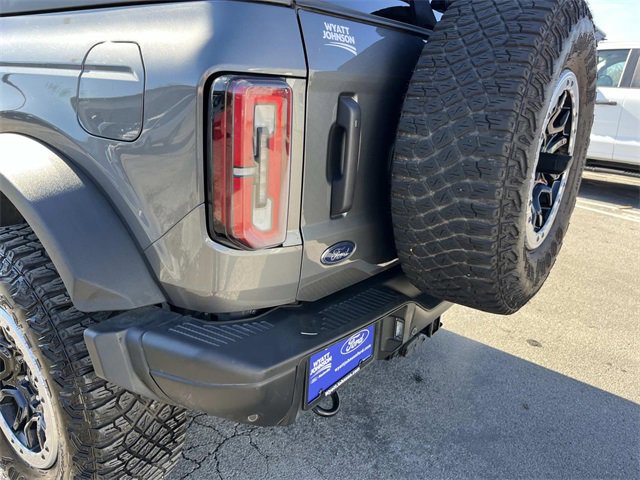 Used 2023 Ford Bronco Badlands image 10