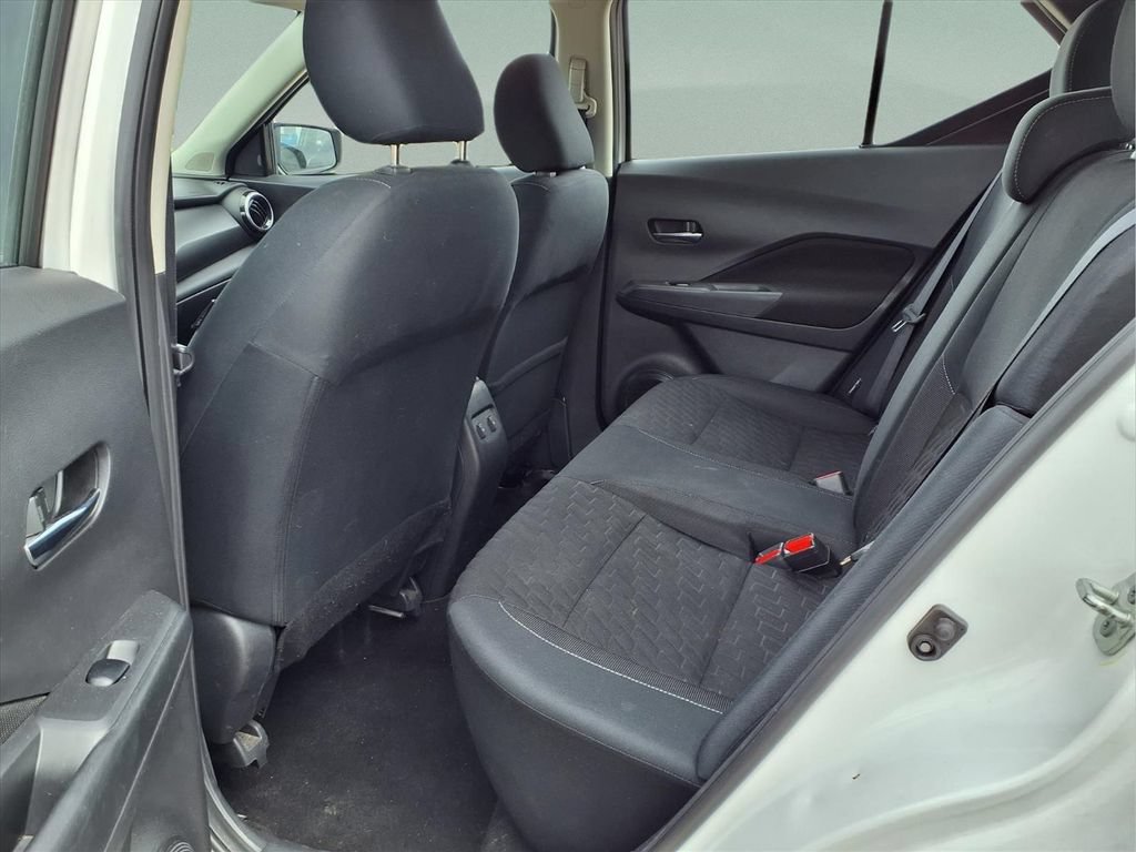 Used 2023 Nissan Kicks SV FWD image 20