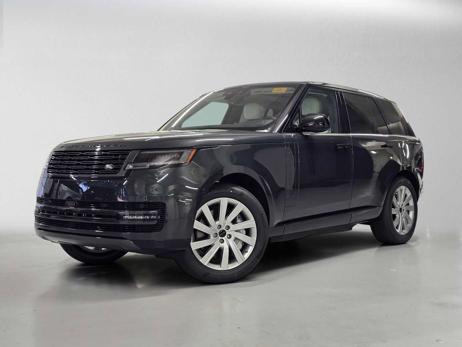 New 2026 Land Rover Range Rover SE