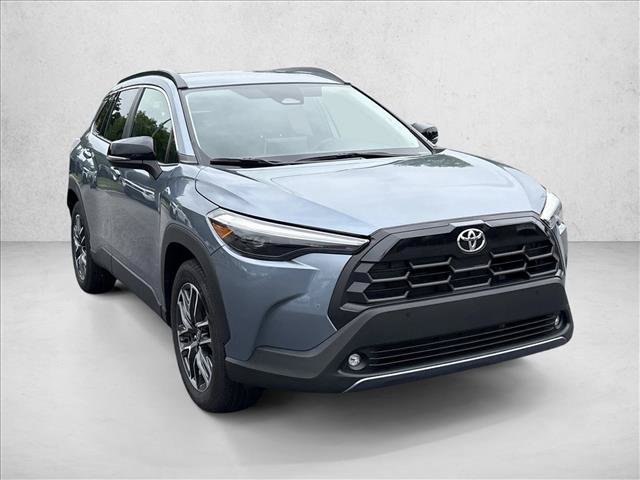 Certified 2026 Toyota Corolla Cross XLE FWD video 3