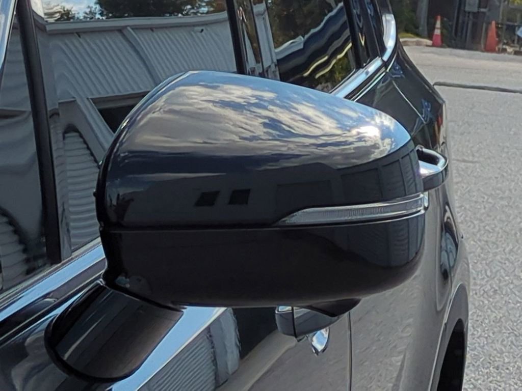 Used 2024 Kia Sorento SX Prestige w/ Sage Leather Package image 12