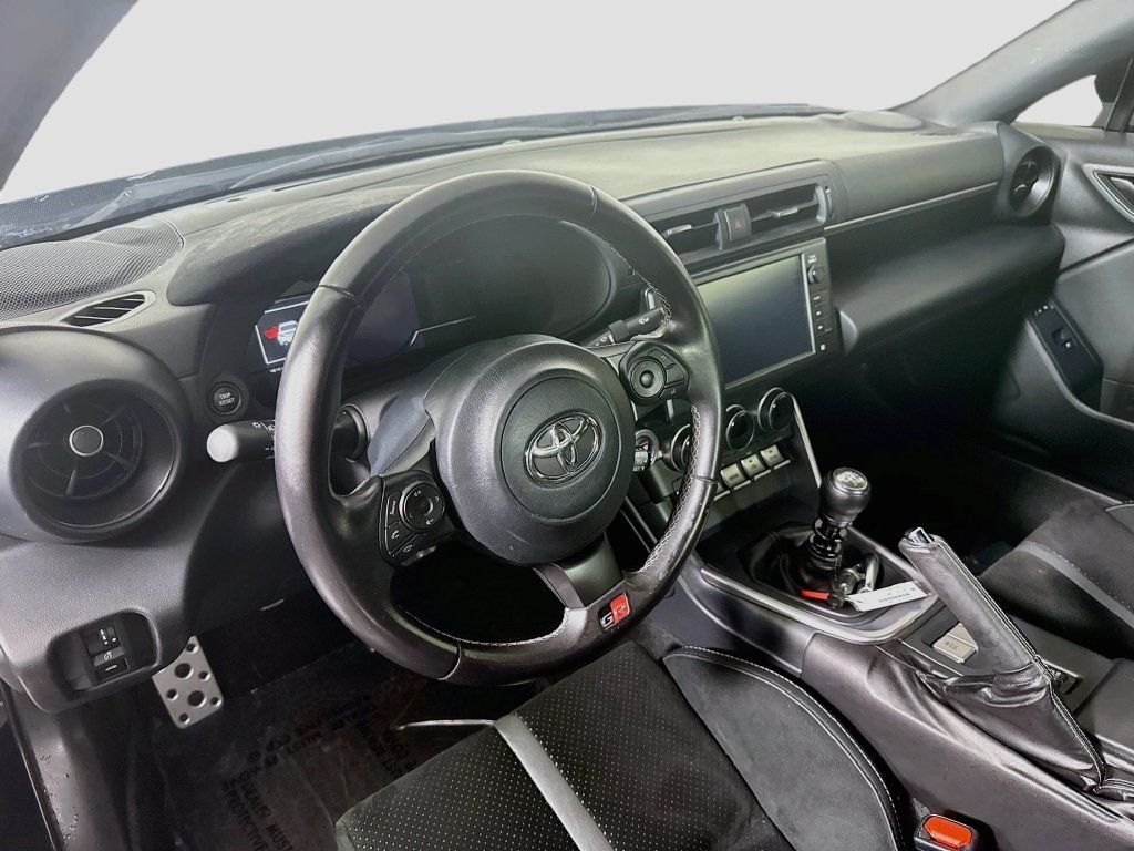 Used 2022 Toyota GR86 Premium RWD image 22