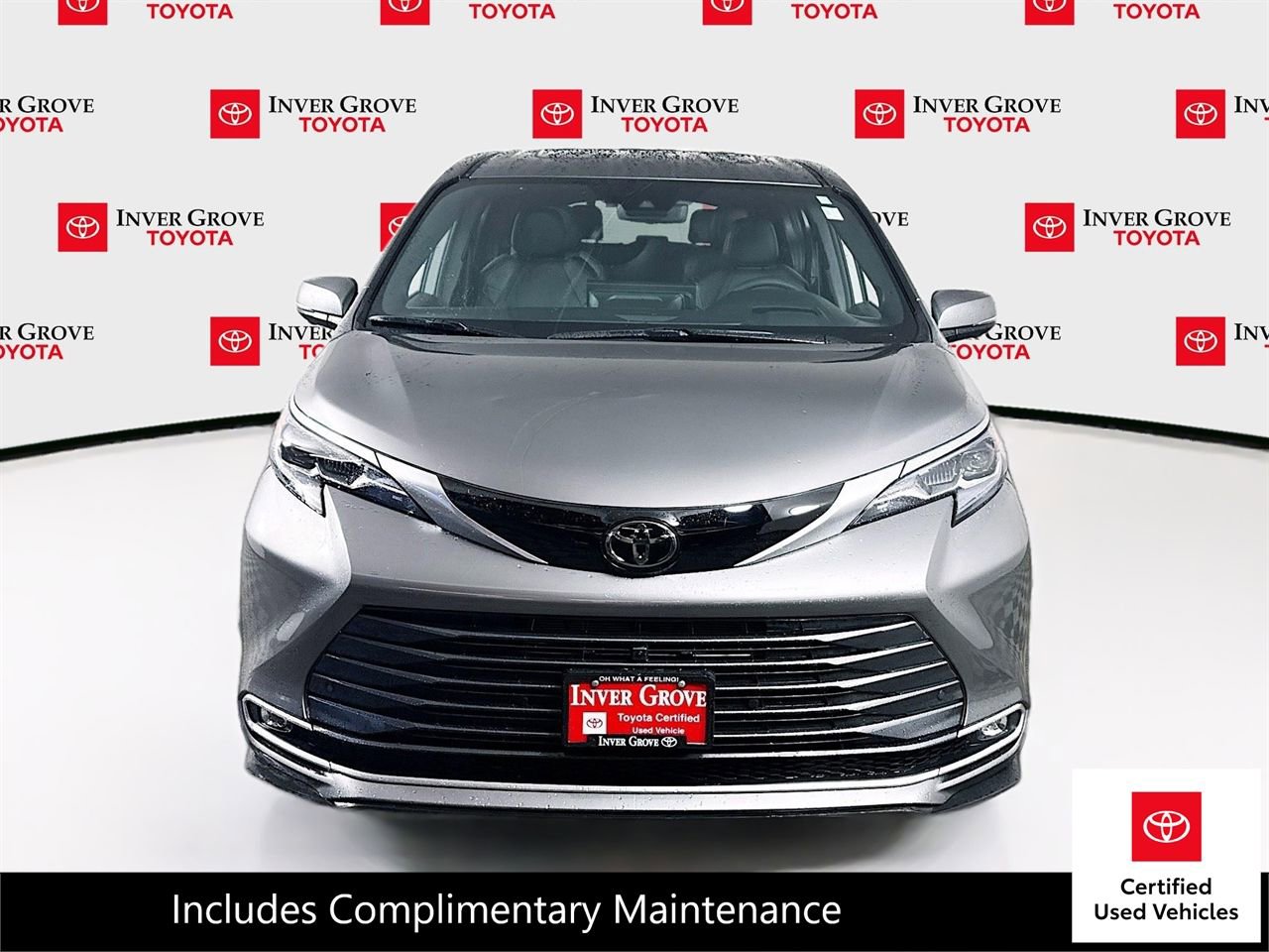 Certified 2026 Toyota Sienna Platinum AWD/4WD image 2