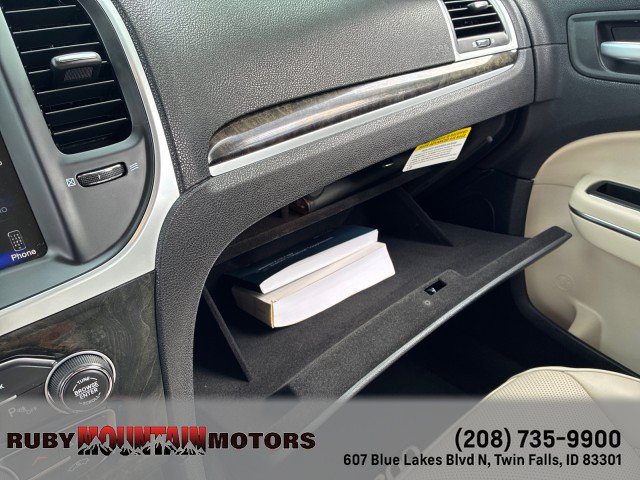 Used 2016 Chrysler 300 C w/ Safetytec Plus Group RWD image 22