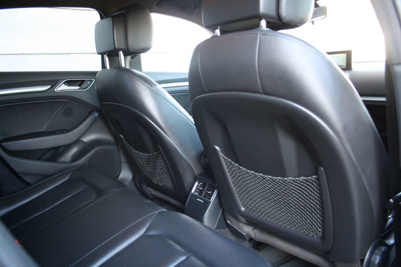 Used 2016 Audi A3 1.8T Premium image 11