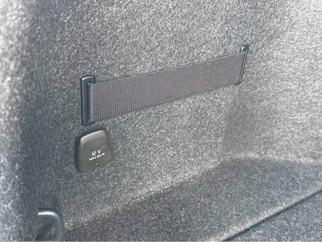 Used 2022 Polestar Polestar 2 w/ Performance Package image 35