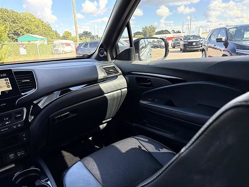 Used 2023 Honda Passport Elite image 39