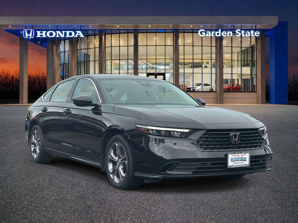 Certified 2023 Honda Accord EX-L image 2