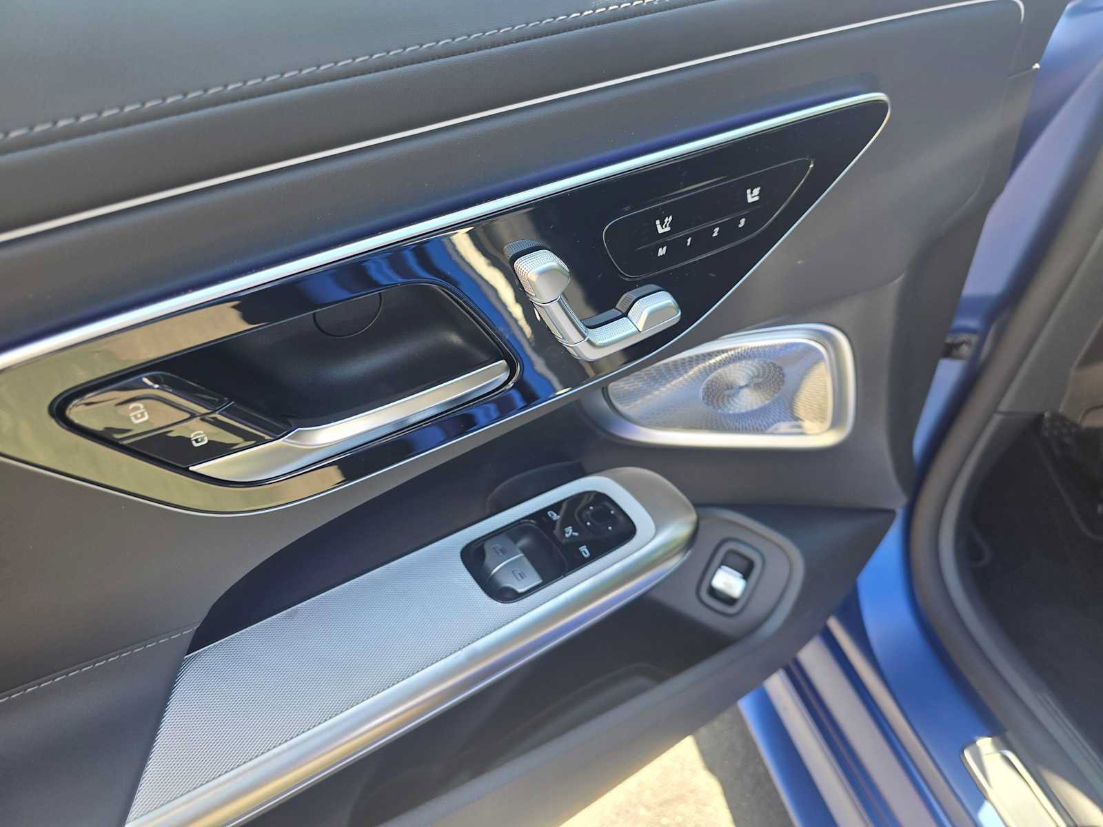 New 2026 Mercedes-Benz CLE 53 AMG 4MATIC Coupe image 17
