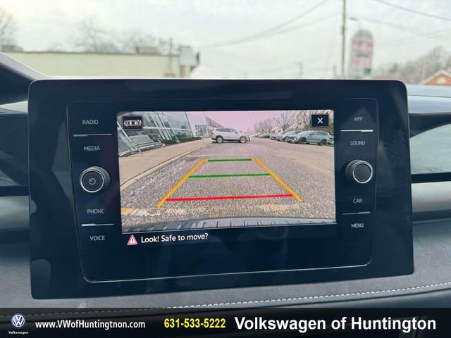 Certified 2025 Volkswagen Taos SE w/ Taos Adventure Package (SXB) image 29