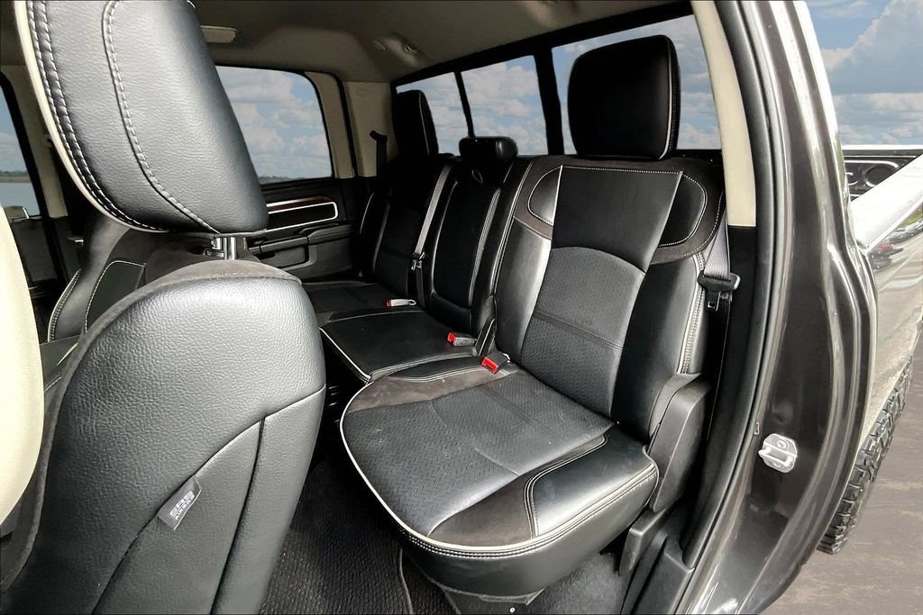 Used 2024 RAM 2500 Laramie AWD/4WD image 25