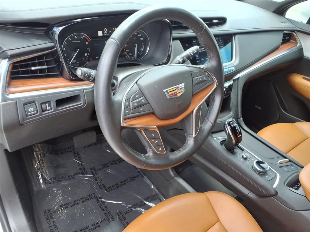 Certified 2024 Cadillac XT5 Premium Luxury FWD image 18