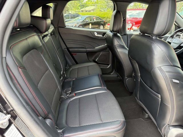 Used 2025 Ford Escape ST-Line AWD/4WD image 21