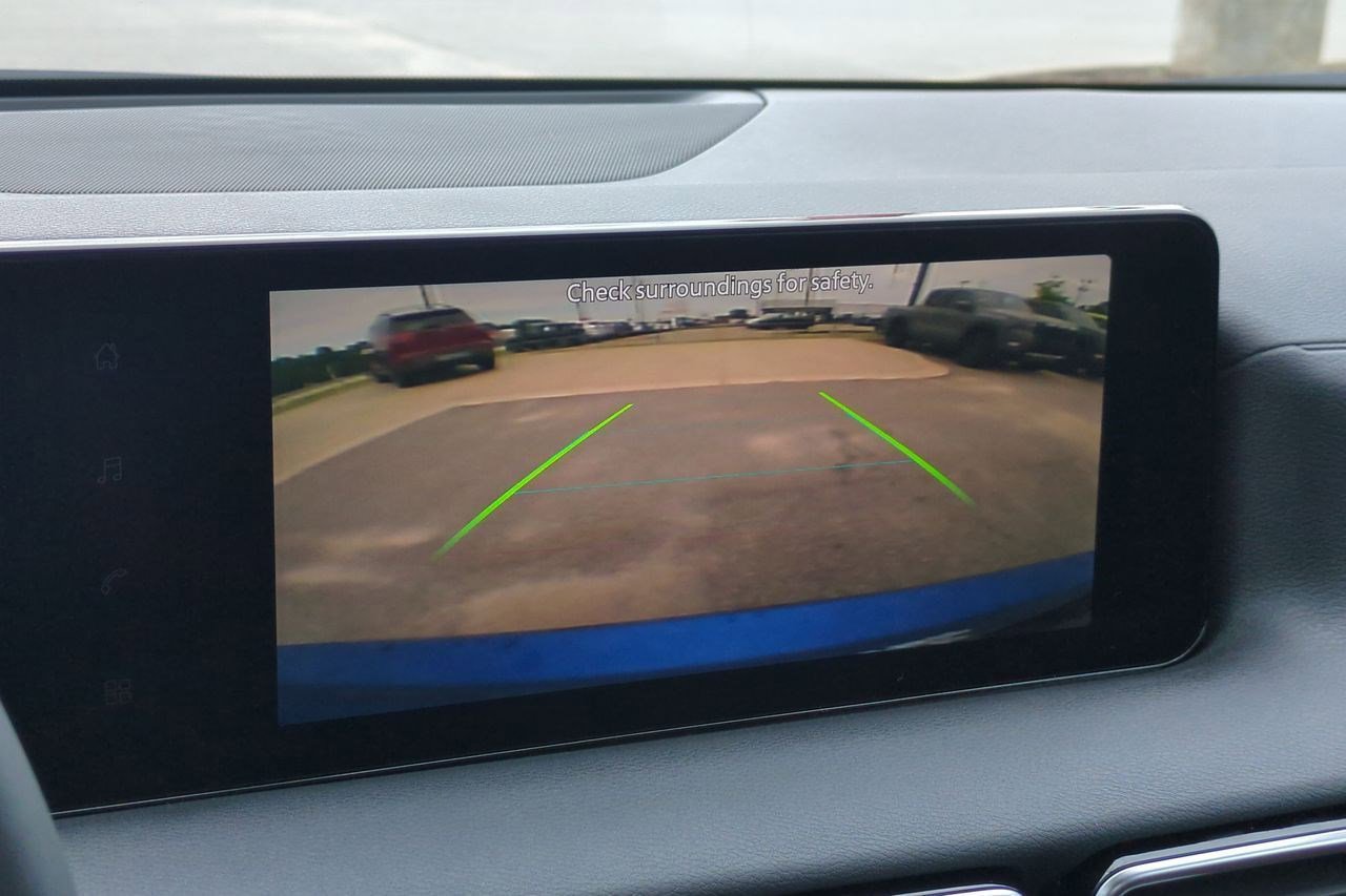 New 2026 Nissan Sentra SR w/ Floor Mat Package FWD image 22