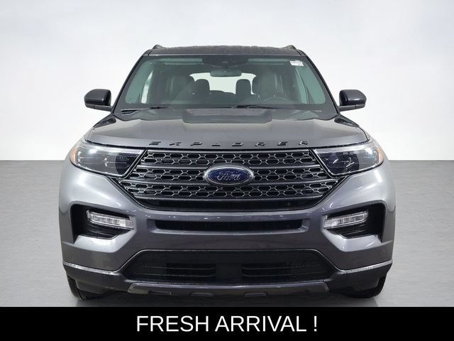 Certified 2023 Ford Explorer XLT w/ Equipment Group 202A AWD/4WD image 8