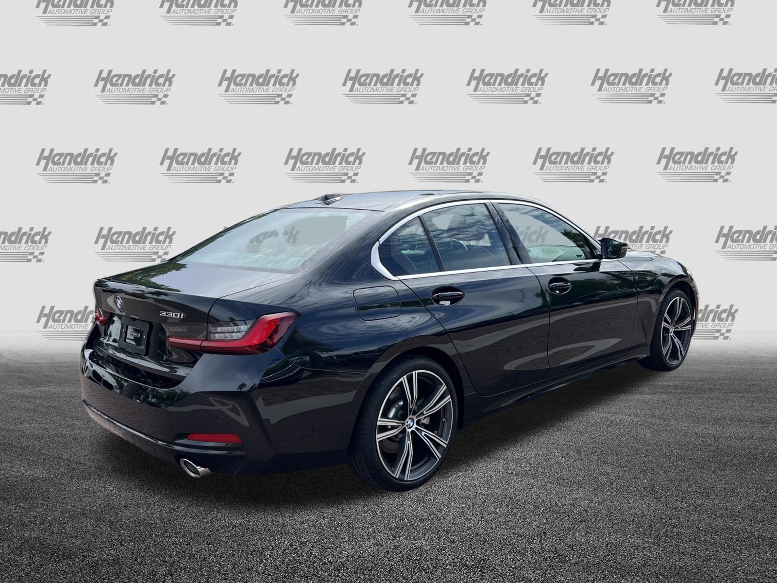 Certified 2024 BMW 330i Sedan RWD image 10