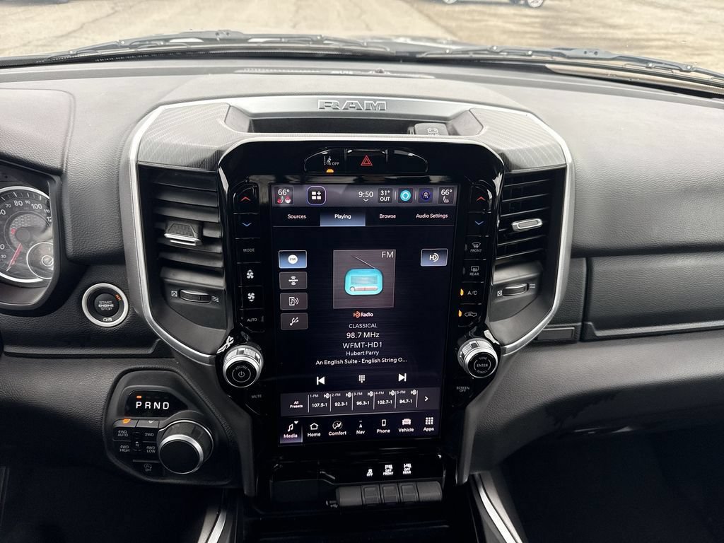 Used 2025 RAM 1500 Big Horn AWD/4WD image 12