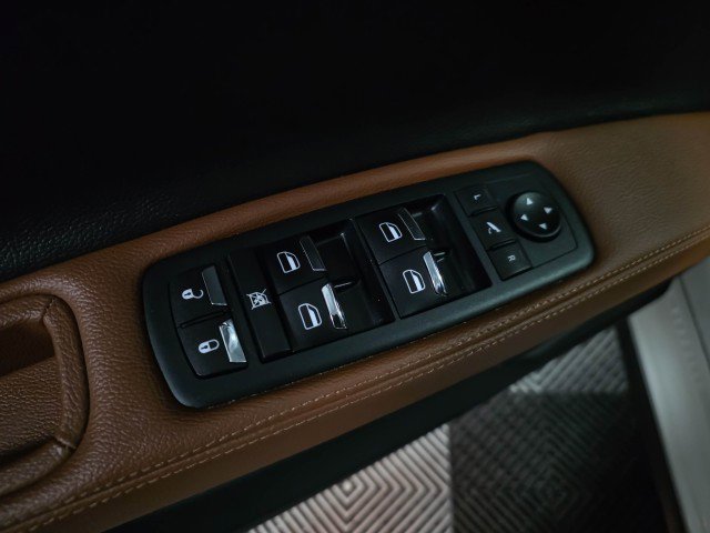 Used 2020 Maserati Ghibli S Q4 AWD/4WD image 28
