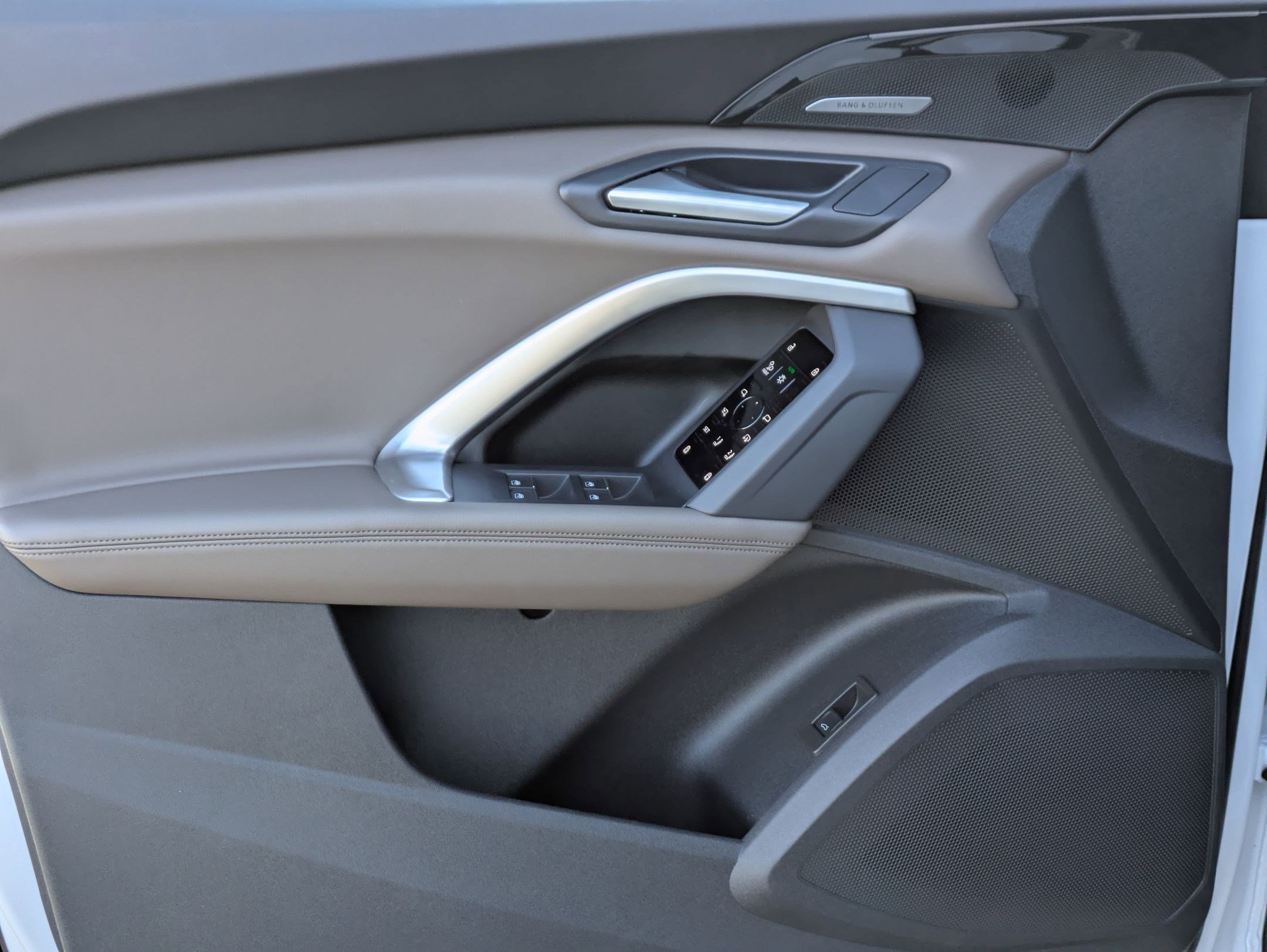 Certified 2025 Audi Q5 Premium Plus w/ Premium Plus image 10