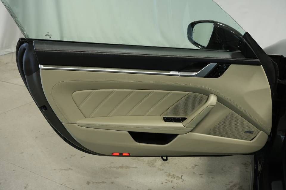 Certified 2021 Porsche 911 Turbo S image 27