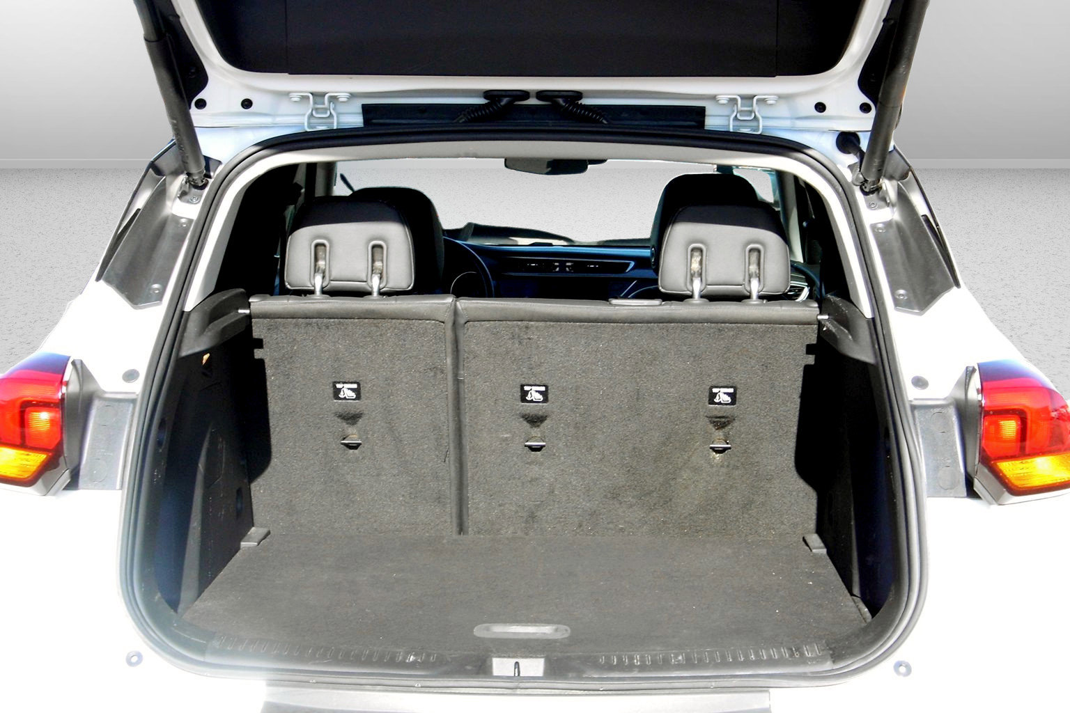 Used 2020 Buick Encore GX Select image 28