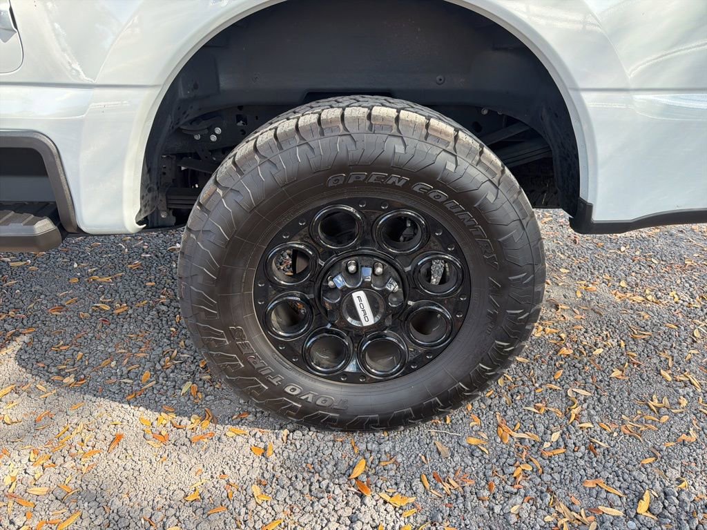 Used 2025 Ford F250 Lariat w/ Lariat Ultimate Package image 14