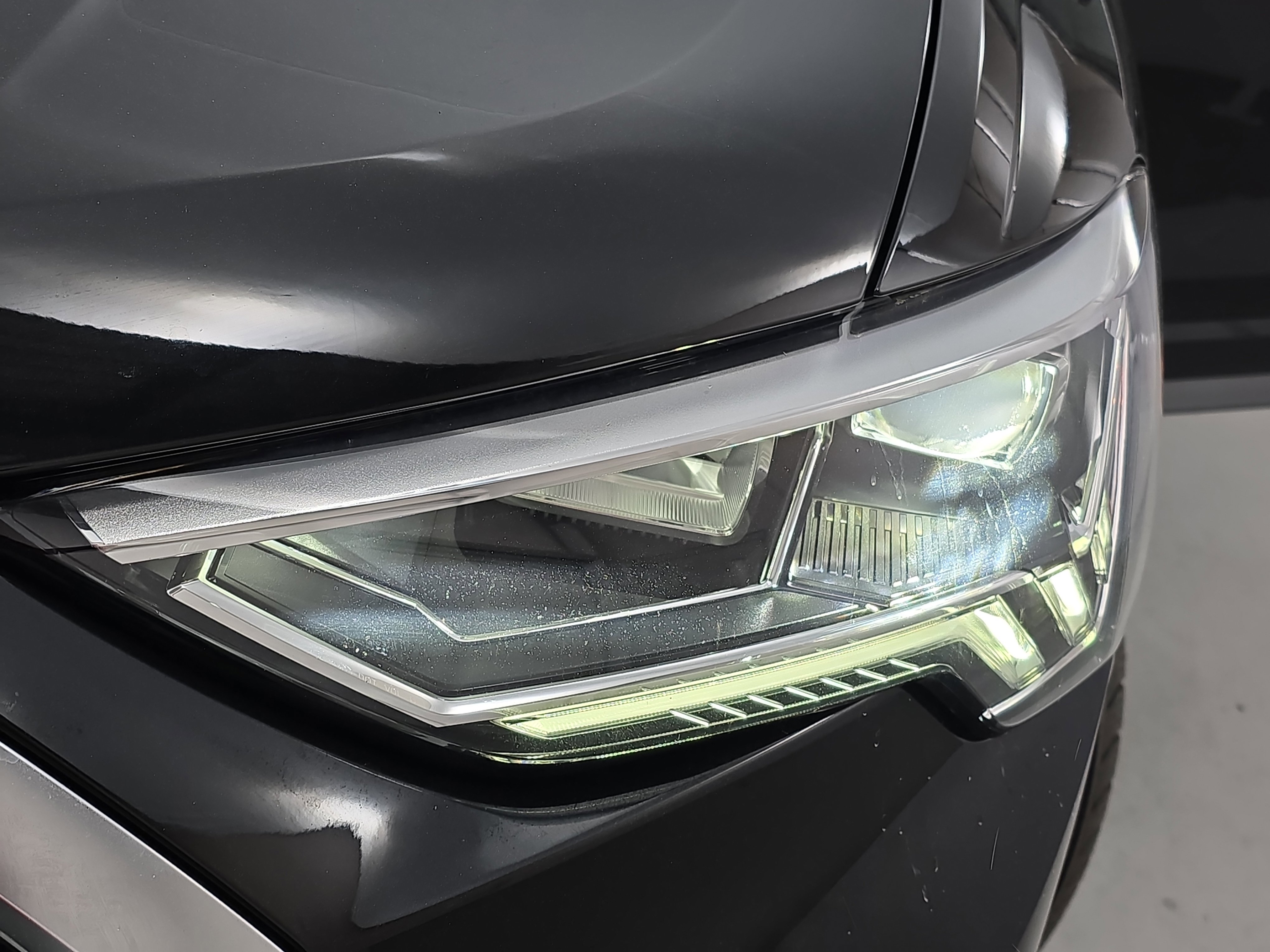 Used 2024 Audi Q3 2.0T Premium w/ Convenience Package image 32