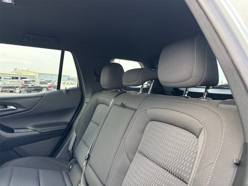 Certified 2025 Chevrolet Equinox LT image 30