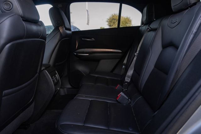 Used 2024 Cadillac XT4 Premium Luxury image 31