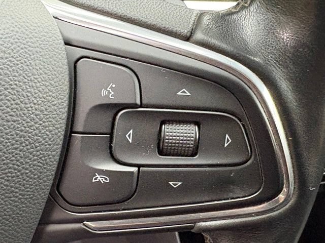 Used 2020 Buick Encore GX Essence FWD image 26