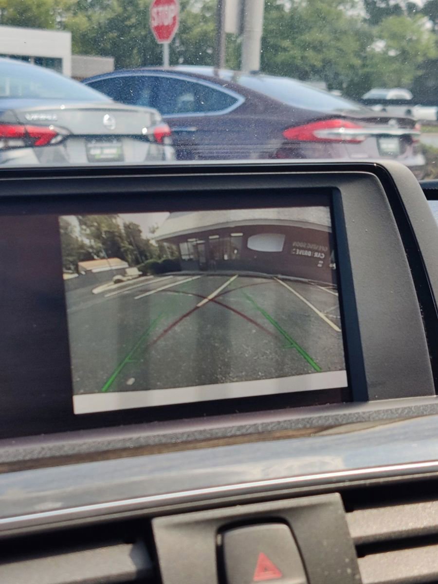 Used 2018 BMW 330e 330e iPerformance Sedan 4D image 18