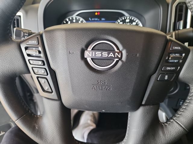 Used 2025 Nissan Frontier SV w/ SV Convenience Package RWD image 14
