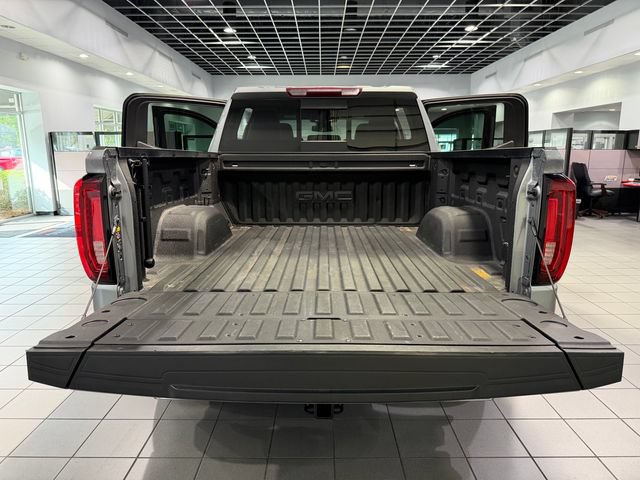 Used 2023 GMC Sierra 1500 SLT w/ SLT Premium Plus Package AWD/4WD image 10