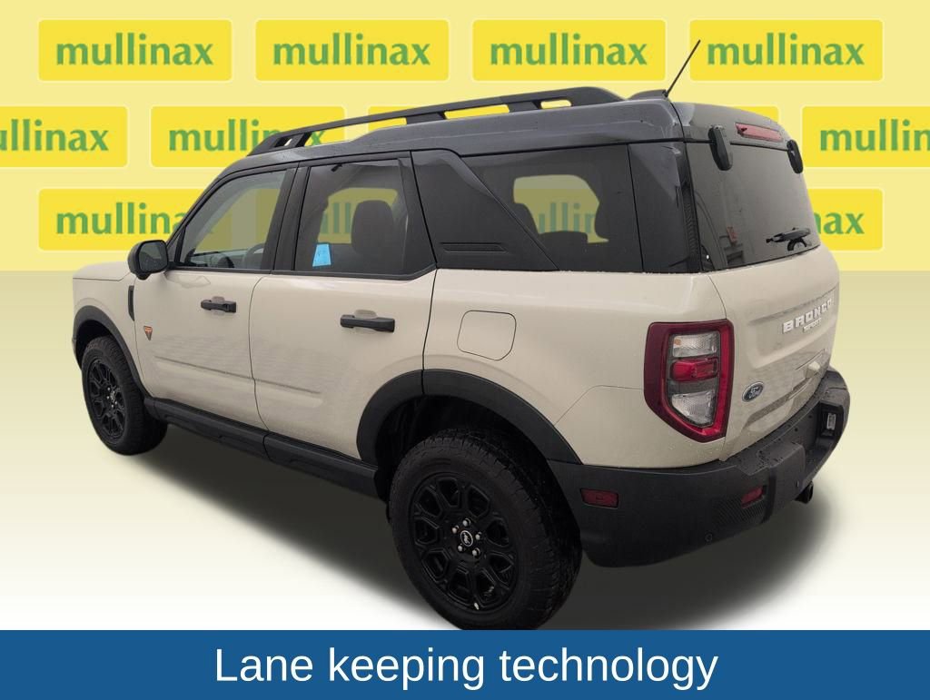 Certified 2025 Ford Bronco Sport Badlands AWD/4WD image 8