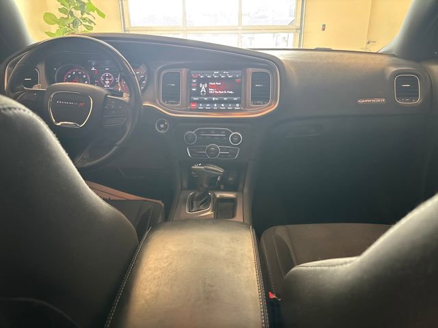 Used 2019 Dodge Charger SXT w/ Driver Confidence Group AWD/4WD image 9