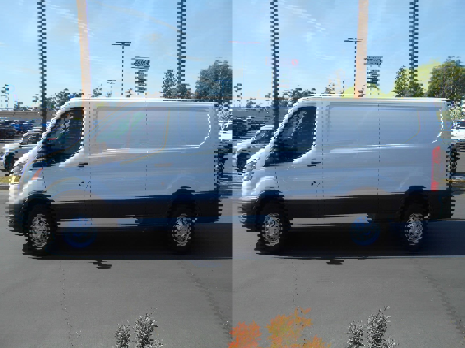 Used 2023 Ford Transit 350 Low Roof image 2