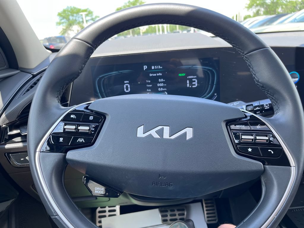 Certified 2024 Kia Niro EX Touring FWD image 14