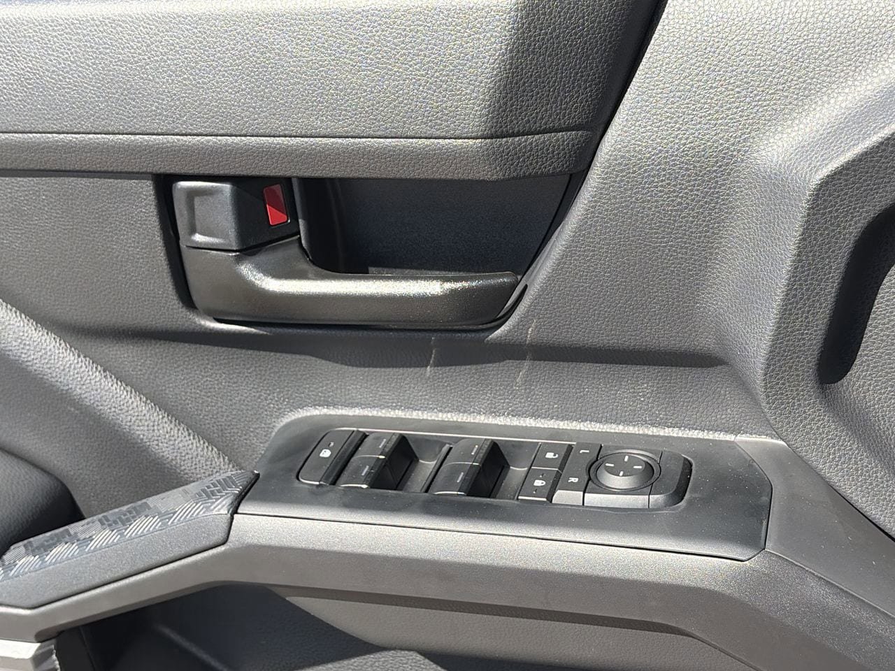 New 2026 Toyota Tacoma SR5 AWD/4WD image 16