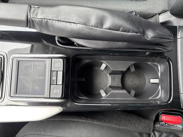 Used 2020 Mitsubishi Eclipse Cross AWD image 25