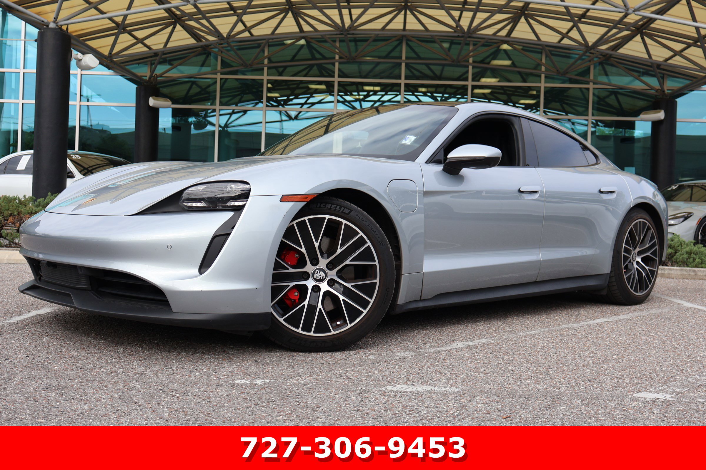 Used 2021 Porsche Taycan 4S image 1