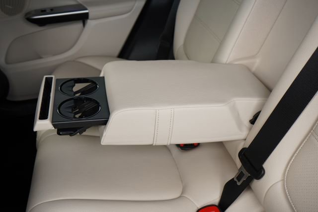 Certified 2025 Mercedes-Benz GLC 350e GLC 350e image 33