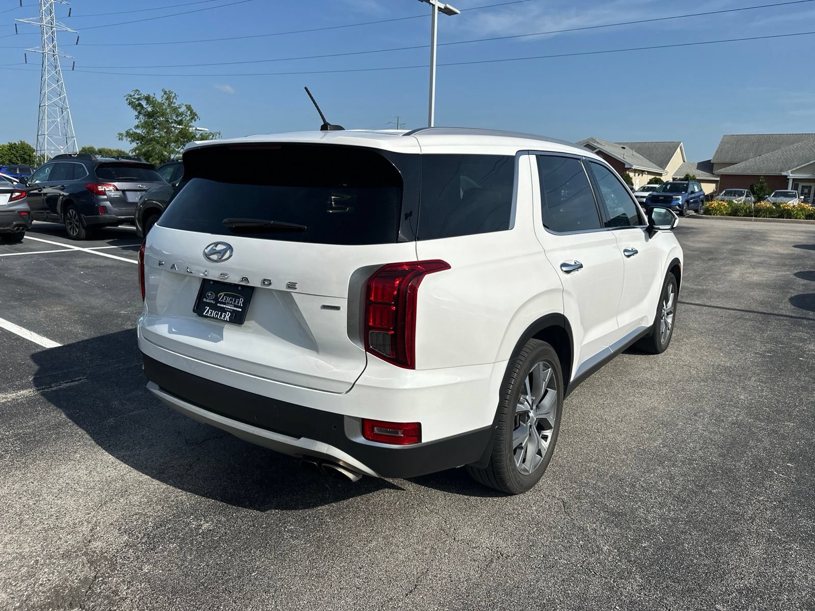 Used 2022 Hyundai Palisade SEL w/ Convenience Package AWD/4WD image 9