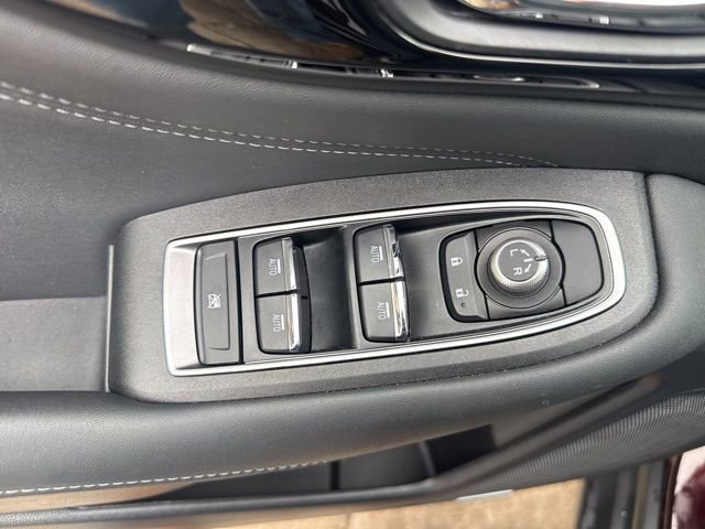 Used 2025 Subaru Outback Limited AWD/4WD image 12