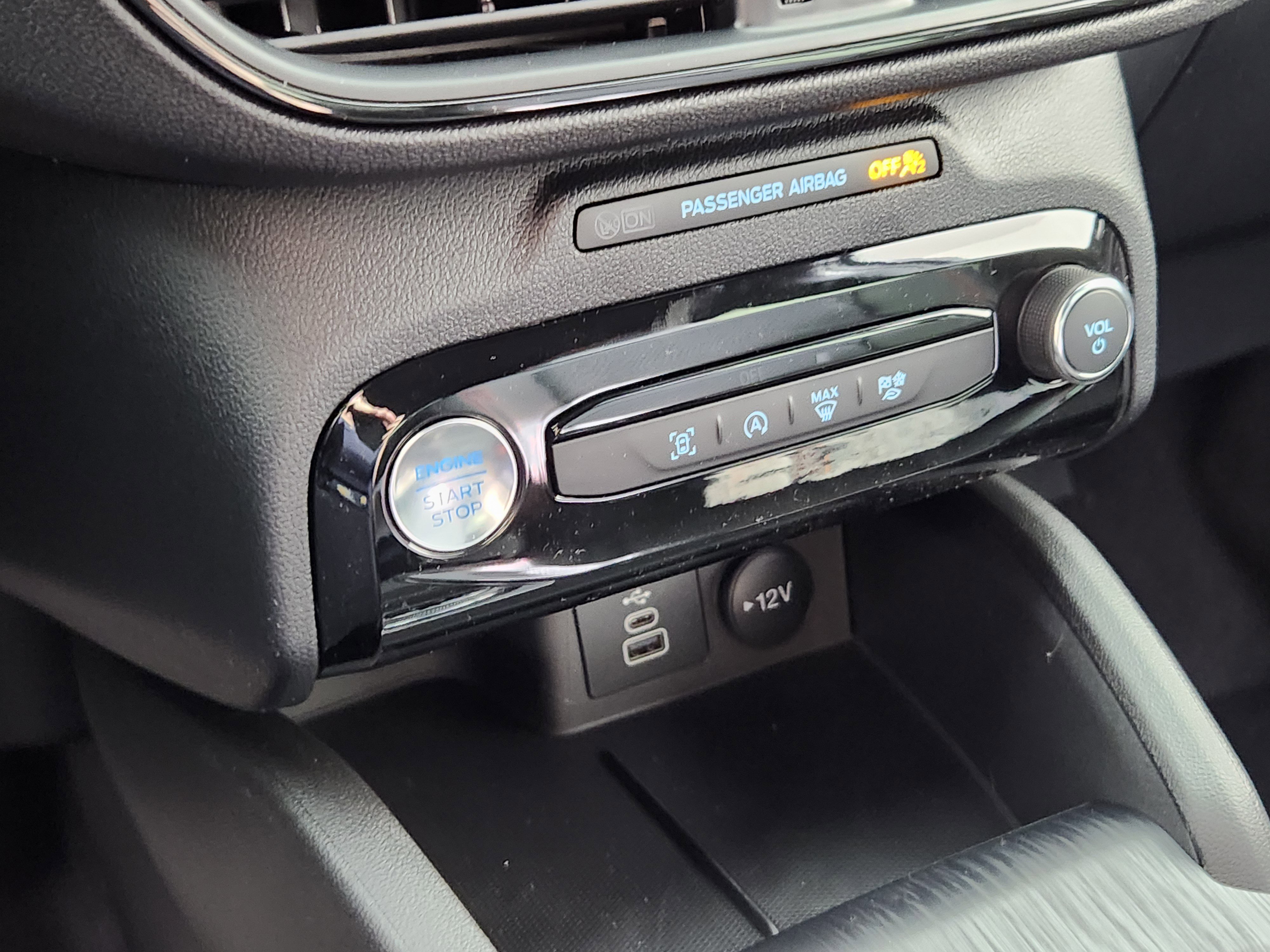 New 2026 Ford Escape ST-Line w/ Tech Pack #1 image 24