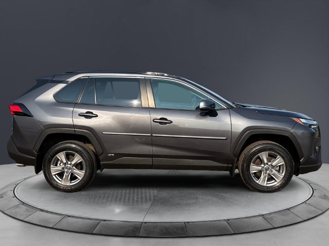 Used 2024 Toyota RAV4 XLE w/ Convenience Package AWD/4WD image 6