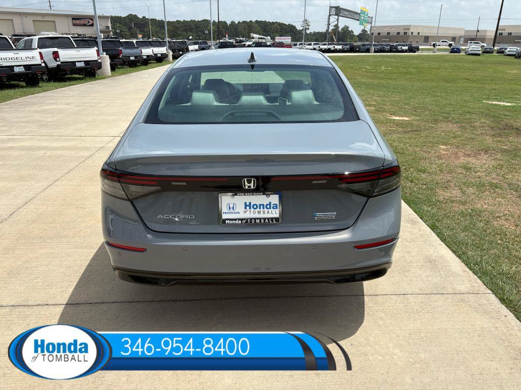 New 2026 Honda Accord Hybrid Touring image 5