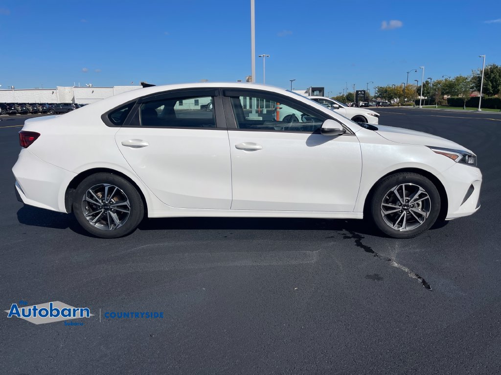 Used 2023 Kia Forte LXS w/ LXS Technology Package FWD image 6